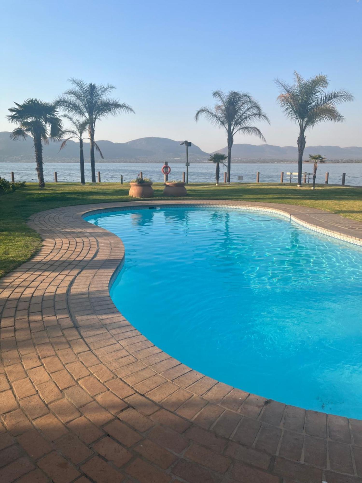 Twenty One Southwinds Villa Hartbeespoort Luaran gambar